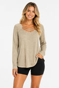 Missy Langarmshirt Beige Kreuz-Ausschnitt | One Size