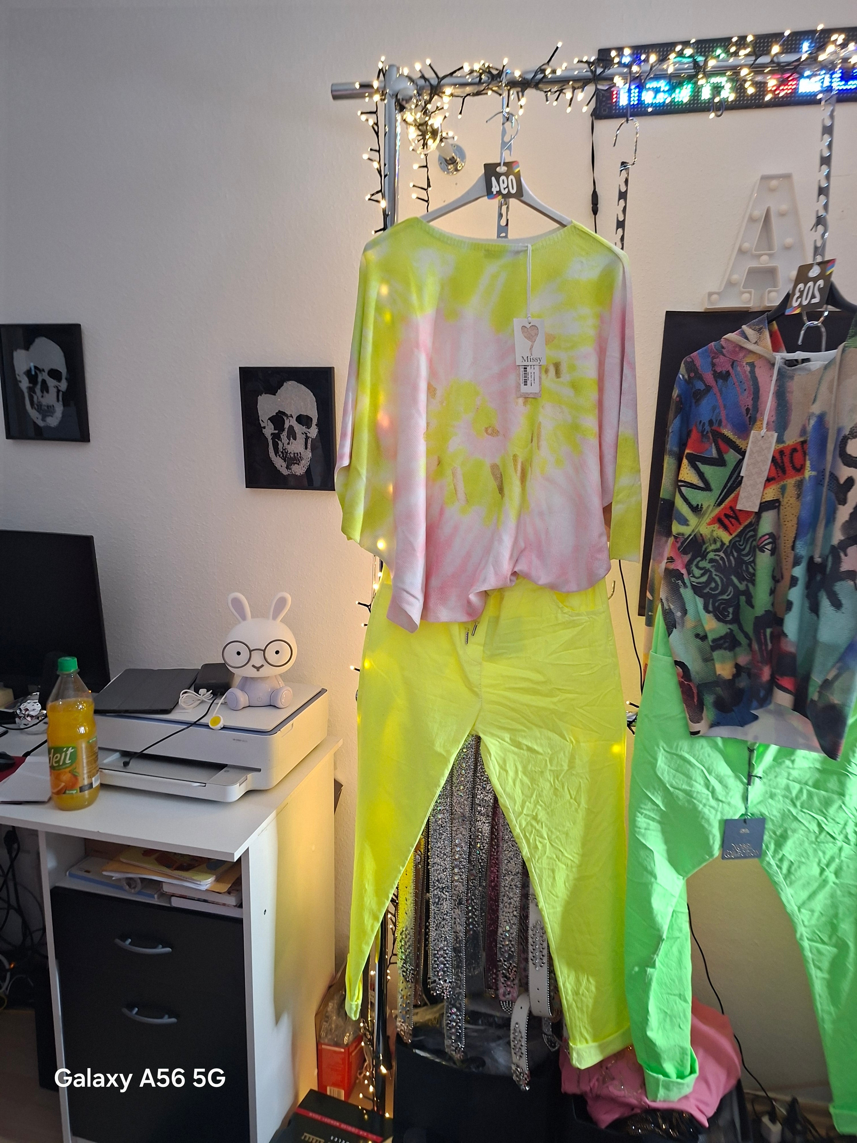 Damen Kombi-Set Missy - Pullover & Jogpant in strahlendem Neongelb